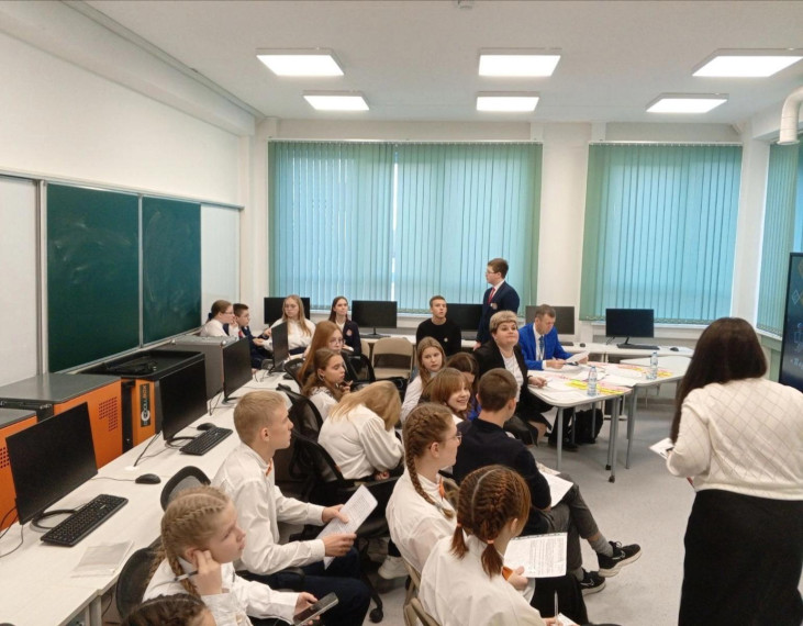 "Химики-исследователи" в "Алых парусах ".